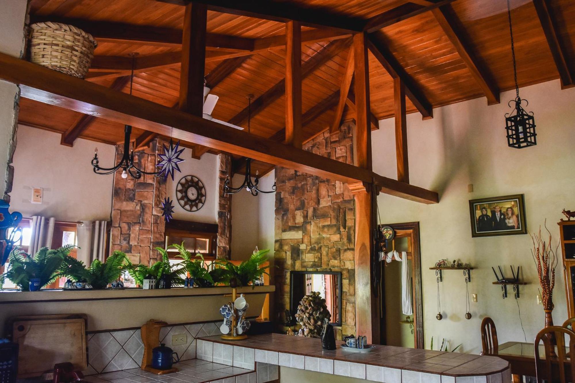 Casa Cora Bed And Breakfast Carmona Екстер'єр фото